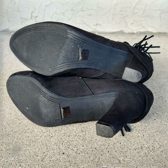 Express Women's Faux Suede Fringe Heel Booties Size 9 - Picture 8 of 12